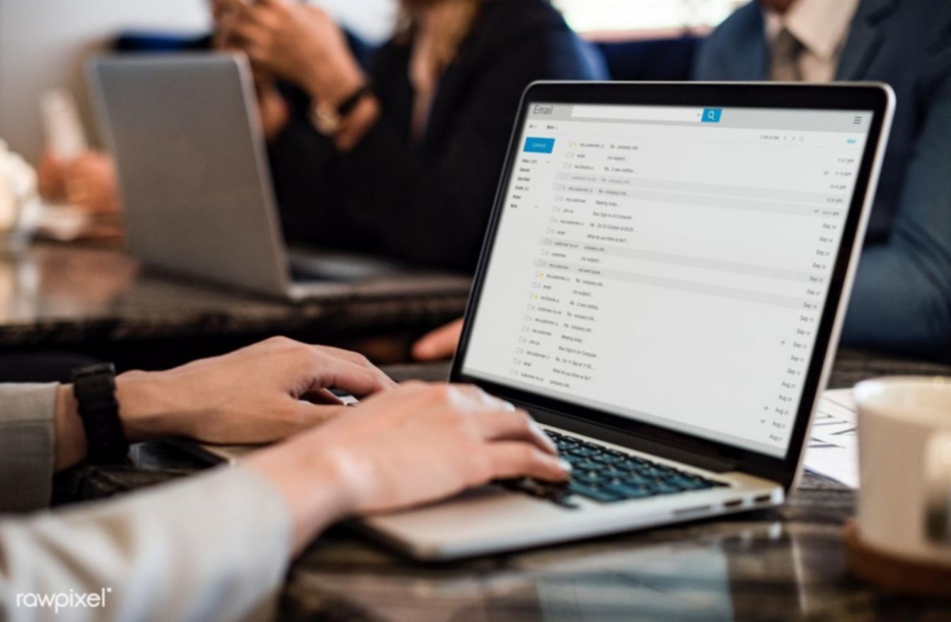 Команда 4partners за работой по подбору персонала для бьюти-индустрии